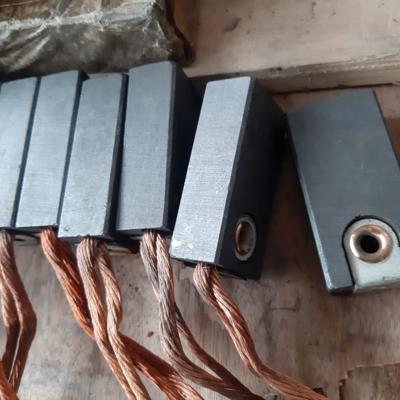 Куплю графитовые щетки марок ЭГ4, ЭГ14, ЭГ74, ЭГ64К и другие