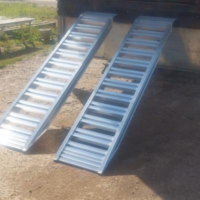 Алюминиевые сходни для заезда техники 