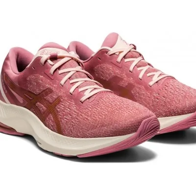 Фирменные кроссовки и...