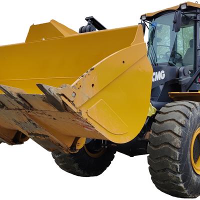 Фронтальный погрузчик...