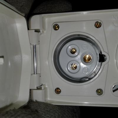 1540 тенге. Розетка  силовая 2Р+PE  V=220В., I=16А  "Mennekes"  Германия