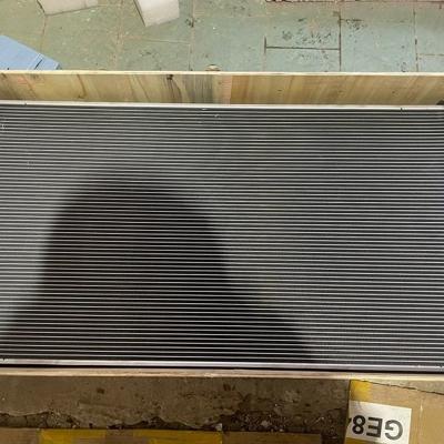 Радиатор охлаждения водяной 4655008 Hitachi 