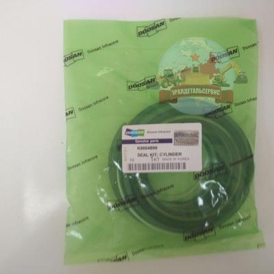 Р/к г/ц стрелы (ковша) Doosan K9004899 (401107-00147A)