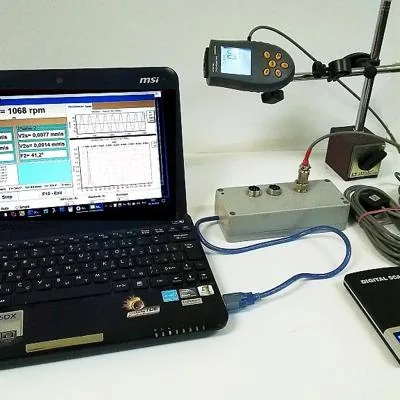 Малогабаритный вибром...